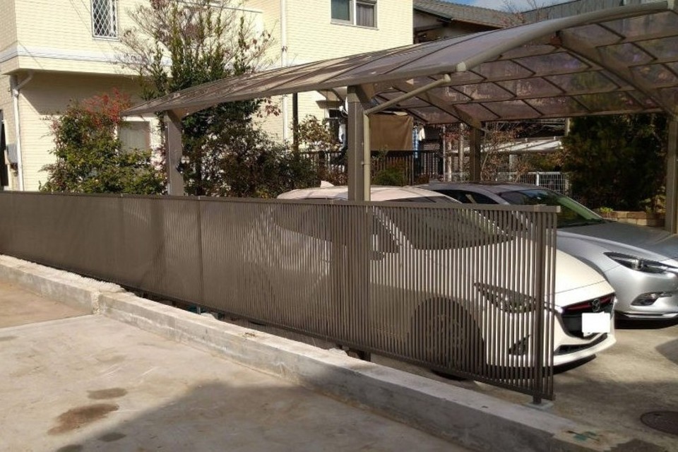 ﾌｪﾝｽ設置後：目隠し効果バッチリ☆見た目も雰囲気も◎の画像