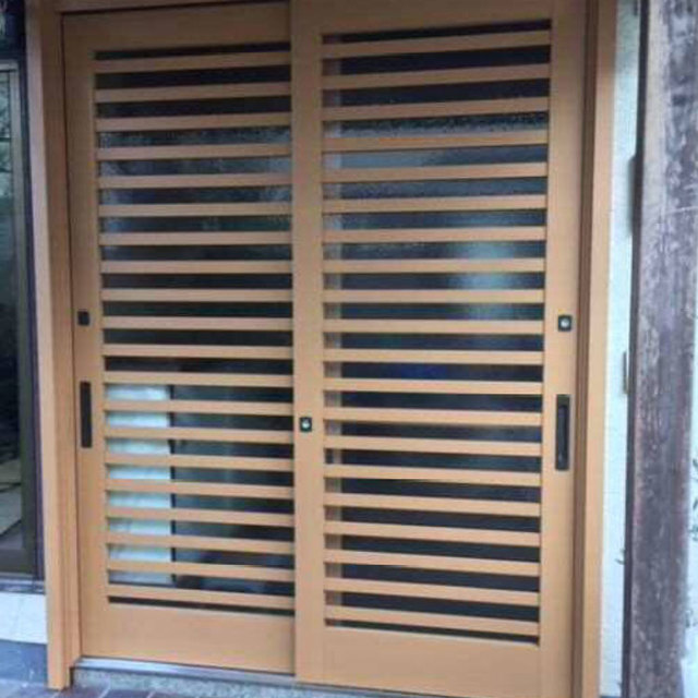 施工後:明るくなり開閉もスムーズ◎の画像