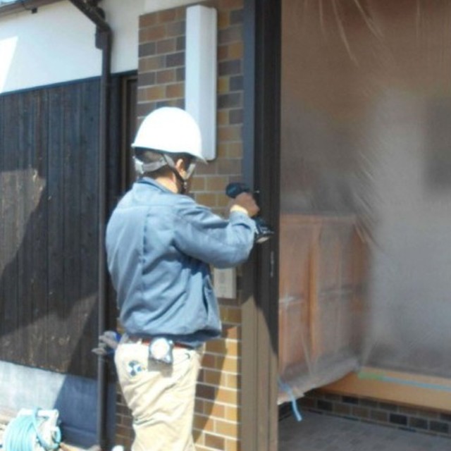 施工途中➈：外部材を取付中。の画像